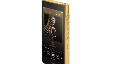 Sony revive el Walkman con modelos de hasta US$5.900 y piezas chapadas en oro Sony revive el Walkman con modelos de hasta US$5.900 y piezas chapadas en oro