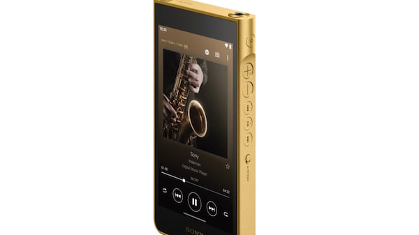 Sony revive el Walkman con modelos de hasta US$5.900 y piezas chapadas en oro Sony revive el Walkman con modelos de hasta US$5.900 y piezas chapadas en oro
