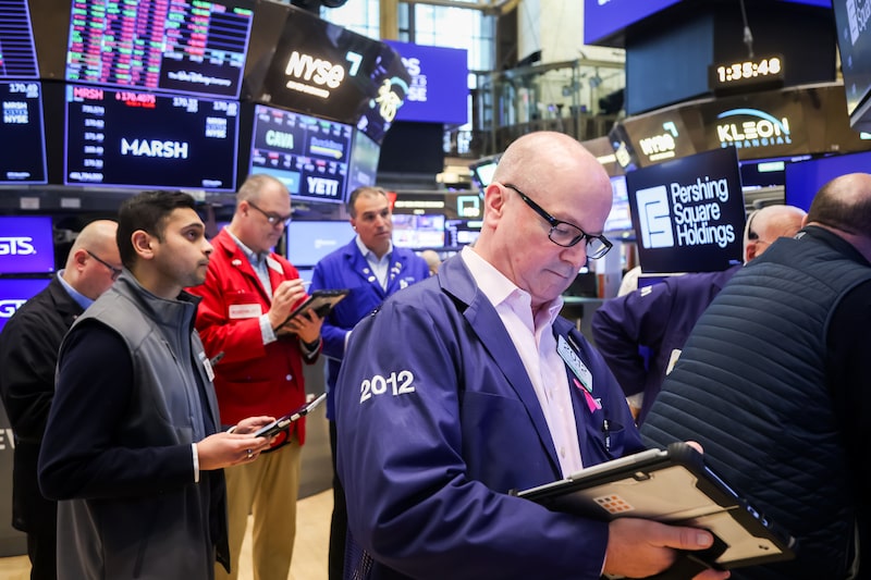 Traders work during the Pershing Square Capital Management LP initial public offering (IPO) on the floor of the New York Stock Exchange (NYSE) in New York, US, on Wednesday, April 29, 2026. Bill Ackman's combined initial public offering for his closed-end fund and alternative asset manager raised $5 billion, adding to the billionaire's war chest for Warren Buffett-style long-term investments. Photographer: Michael Nagle/Bloomberg Traders work during the Pershing Square Capital Management LP initial public offering (IPO) on the floor of the New York Stock Exchange (NYSE) in New York, US, on Wednesday, April 29, 2026. Bill Ackman's combined initial public offering for his closed-end fund and alternative asset manager raised $5 billion, adding to the billionaire's war chest for Warren Buffett-style long-term investments. Photographer: Michael Nagle/Bloomberg