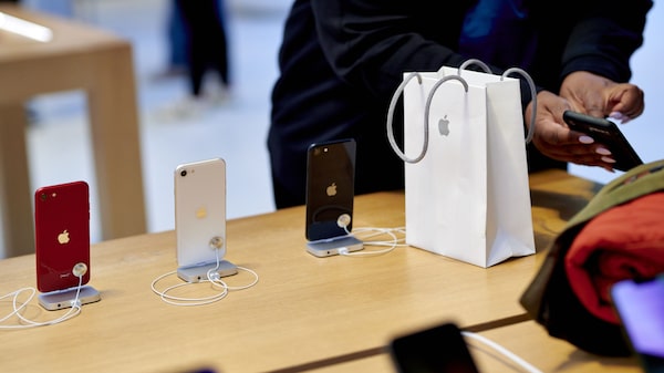 Apple trabaja en un servicio de suscripción de hardware para iPhones Apple trabaja en un servicio de suscripción de hardware para iPhones