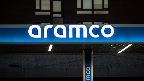 Saudi Aramco alerta sobre caos no mercado de petróleo até 2027 com crise no Estreito de Ormuz Saudi Aramco alerta sobre caos no mercado de petróleo até 2027 com crise no Estreito de Ormuz