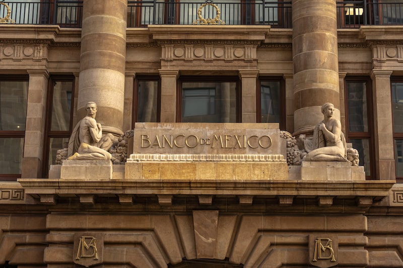 The Bank of Mexico (Banxico) headquarters in Mexico City, Mexico, on Monday, Aug. 25, 2025. The event is commemorating the 100th anniversary of the founding of the Bank of Mexico. Photographer: Alejandro Cegarra/Bloomberg The Bank of Mexico (Banxico) headquarters in Mexico City, Mexico, on Monday, Aug. 25, 2025. The event is commemorating the 100th anniversary of the founding of the Bank of Mexico. Photographer: Alejandro Cegarra/Bloomberg