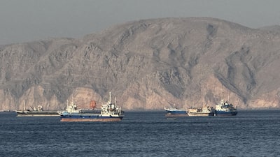 El petróleo borra sus ganancias tras optimismo de Pakistán sobre acuerdo entre EE.UU. e Irán El petróleo borra sus ganancias tras optimismo de Pakistán sobre acuerdo entre EE.UU. e Irán