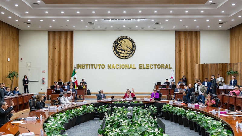 La renuncia de Taddei hunde al Instituto Electoral de México en una crisis de confianza y debilidad La renuncia de Taddei hunde al Instituto Electoral de México en una crisis de confianza y debilidad