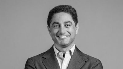 Antonio J. Gracias Antonio J. Gracias