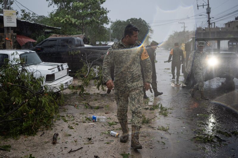 Sanofi, Liberty e fundos globais apostam em modelo que tem pagamentos rápidos, se as métricas relacionadas ao clima forem atendidas Sanofi, Liberty e fundos globais apostam em modelo que tem pagamentos rápidos, se as métricas relacionadas ao clima forem atendidas