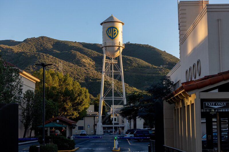 Estúdios da Warner Bros. na Califórnia: Netflix prepara um empréstimo-ponte que pode somar dezenas de bilhões de dólares. (Foto: Jill Connelly/Bloomberg) Estúdios da Warner Bros. na Califórnia: Netflix prepara um empréstimo-ponte que pode somar dezenas de bilhões de dólares. (Foto: Jill Connelly/Bloomberg)