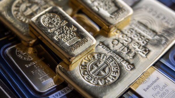 Oro anota quinta alza consecutiva tras datos de inflación en EE.UU. Oro anota quinta alza consecutiva tras datos de inflación en EE.UU.