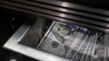 El dólar se desploma al inicio de septiembre ante giro en apuestas de tasas El dólar se desploma al inicio de septiembre ante giro en apuestas de tasas