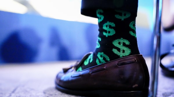 En gráficos: conflicto en Irán y alza del petróleo frenan el crecimiento global En gráficos: conflicto en Irán y alza del petróleo frenan el crecimiento global