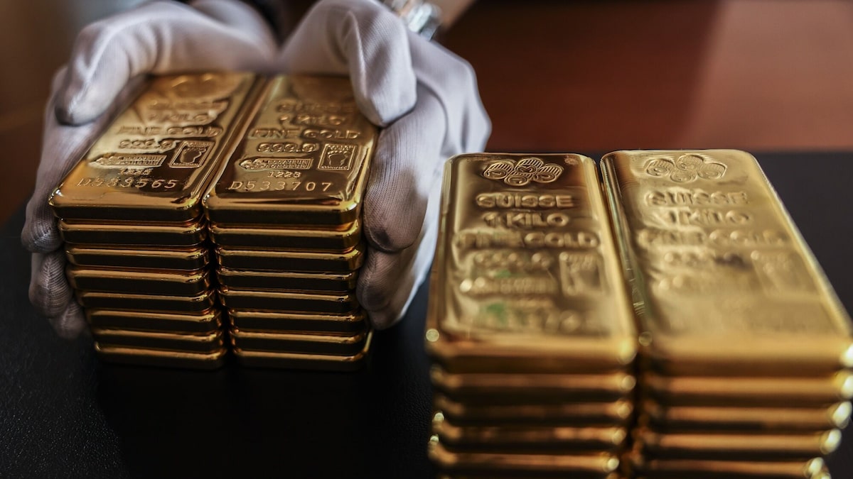 Nova alta à vista? Bancos projetam patamar de US$ 3.000 para o ouro em 2025