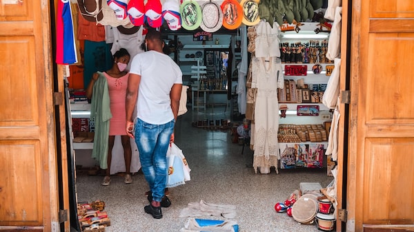 Cuba autoriza primeras 32 empresas privadas, ¿bajo qué condiciones? Cuba autoriza primeras 32 empresas privadas, ¿bajo qué condiciones?