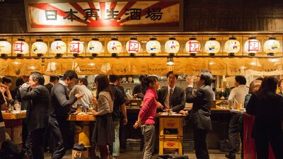 Casais japoneses tentam acabar com lei de sobrenome. E têm apoio empresarial Casais japoneses tentam acabar com lei de sobrenome. E têm apoio empresarial