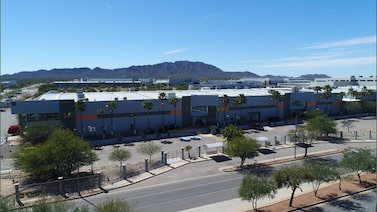 Fibra Prologis aumenta oferta por Macquarie ante propuesta de Fibra MTY Fibra Prologis aumenta oferta por Macquarie ante propuesta de Fibra MTY