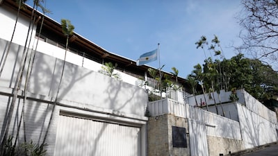 Brasil deixará de representar embaixada da Argentina em Caracas, dizem fontes Brasil deixará de representar embaixada da Argentina em Caracas, dizem fontes