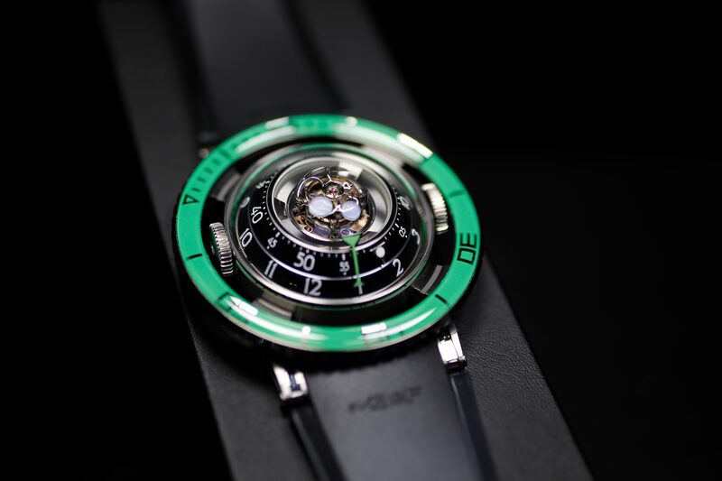 A marca Max Büsser & Friends (MB&F) é conhecida por seus designs incomuns e movimentos considerados inovadores A marca Max Büsser & Friends (MB&F) é conhecida por seus designs incomuns e movimentos considerados inovadores