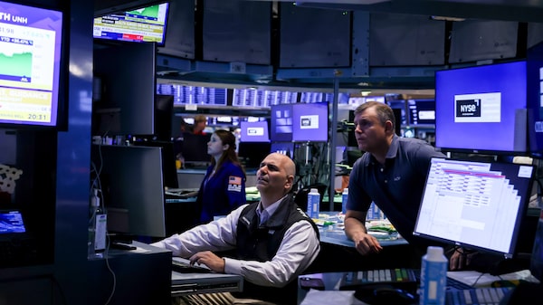 Wall Street avanza por las acciones de chips, pese a las preocupaciones por el petróleo Wall Street avanza por las acciones de chips, pese a las preocupaciones por el petróleo