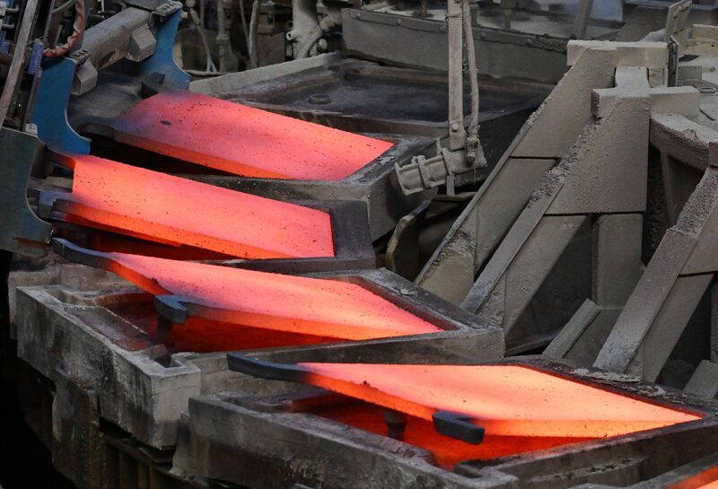 Una refinería de cobre en Montreal. Una refinería de cobre en Montreal.