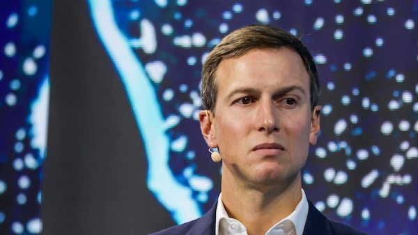 Affinity, de Jared Kushner, se retira de la batalla por la adquisición de Warner Bros. Affinity, de Jared Kushner, se retira de la batalla por la adquisición de Warner Bros.