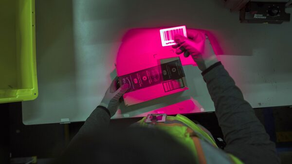 Amazon recortará miles de puestos de trabajo más de los que había previsto: WSJ Amazon recortará miles de puestos de trabajo más de los que había previsto: WSJ