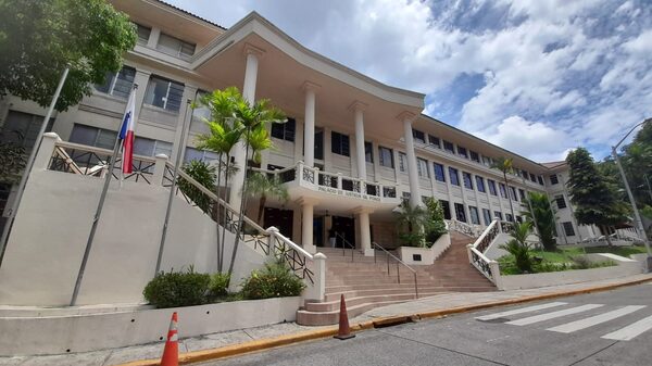 Panamá condena por primera vez a un expresidente por blanqueo de capitales Panamá condena por primera vez a un expresidente por blanqueo de capitales