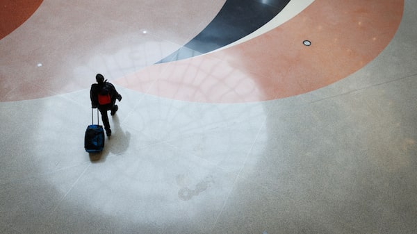 La inmigración ayuda a que los empleos en EE.UU. crezcan más rápido que el límite de velocidad de Powell La inmigración ayuda a que los empleos en EE.UU. crezcan más rápido que el límite de velocidad de Powell