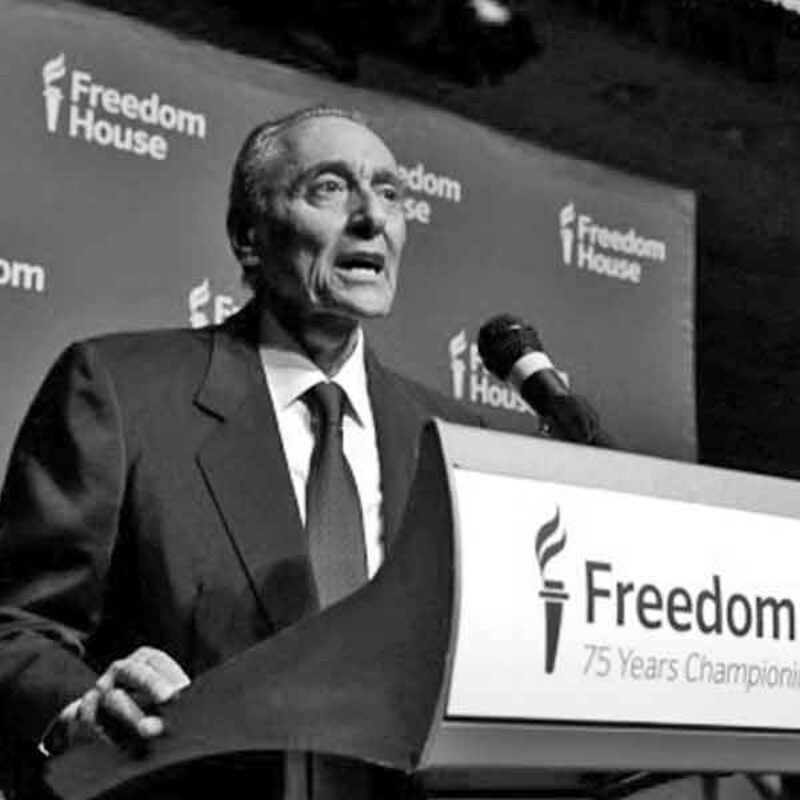 Hector Magnetto. Hector Magnetto.