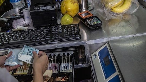 World Bank to Warn of Sharp Global Recession Risk in Economic Outlook World Bank to Warn of Sharp Global Recession Risk in Economic Outlook