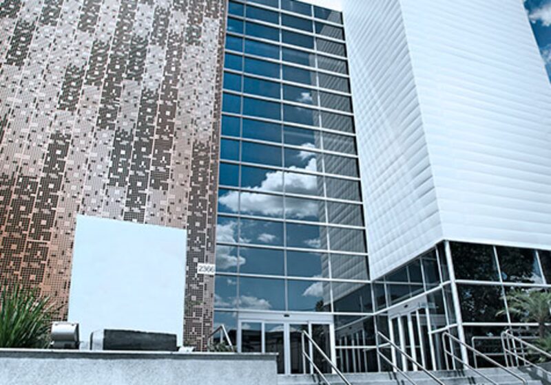 Alliar, empresa de diagnósticos médicos, ainda não oficializou as decisões do seu conselho de administração sobre a investida de Nelson Tanure para controlar a companhia Alliar, empresa de diagnósticos médicos, ainda não oficializou as decisões do seu conselho de administração sobre a investida de Nelson Tanure para controlar a companhia