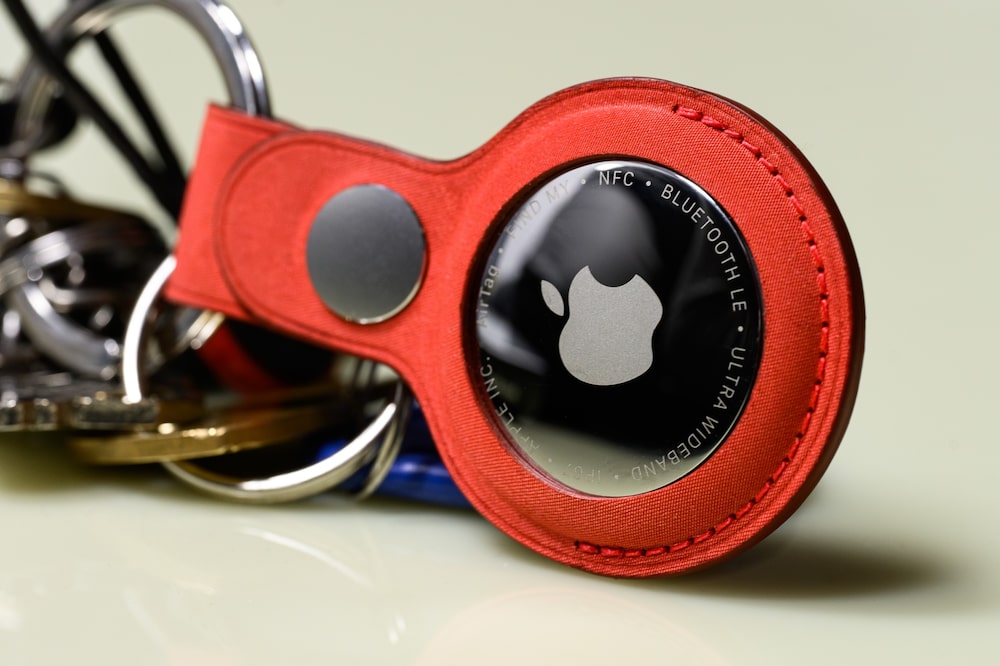 El precio del AirTag sigue siendo de US$29 por un solo rastreador o US$99 por un paquete de cuatro. Fotógrafo: Chris Welch/Bloomberg El precio del AirTag sigue siendo de US$29 por un solo rastreador o US$99 por un paquete de cuatro. Fotógrafo: Chris Welch/Bloomberg