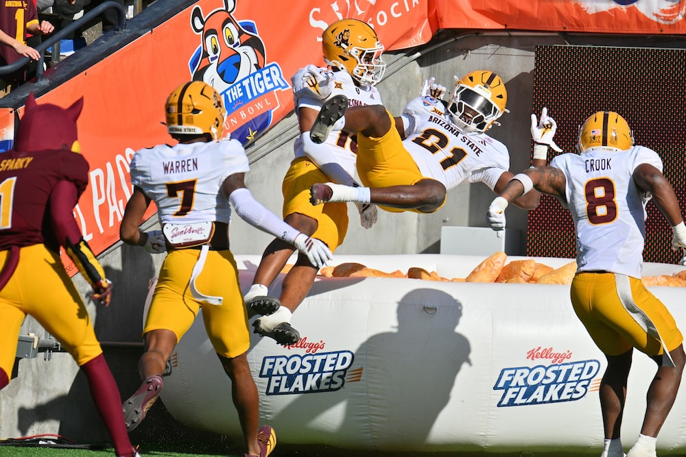 Kellogg’s patrocina o jogo de futebol americano universitário Tony the Tiger Sun Bowl em 31 de dezembro (Foto: Sam Wasson/Getty Images) Kellogg’s patrocina o jogo de futebol americano universitário Tony the Tiger Sun Bowl em 31 de dezembro (Foto: Sam Wasson/Getty Images)