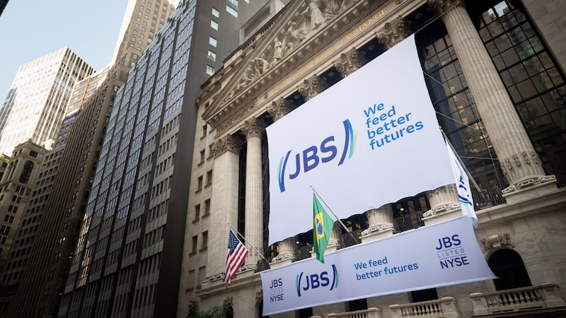 JBS vê diversificação de produtos e de mercados como proteção contra ciclo do gado JBS vê diversificação de produtos e de mercados como proteção contra ciclo do gado