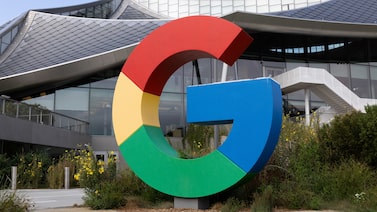 Alphabet aumenta su oferta de acciones a US$85.000 millones para invertir en IA Alphabet aumenta su oferta de acciones a US$85.000 millones para invertir en IA