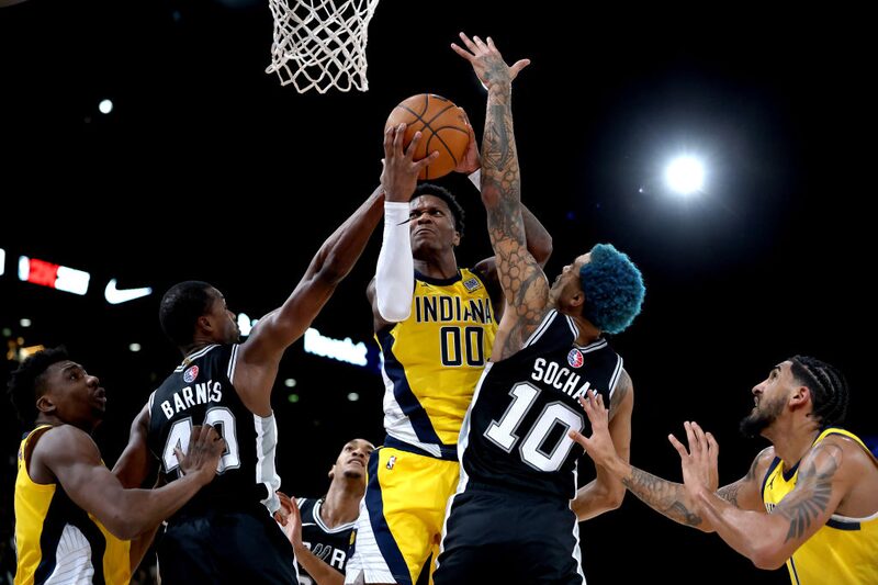 Un partido de la NBA entre los Indiana Pacers y los San Antonio Spurs en el Accor Arena de París, el año pasado. Fotógrafo: Dean Mouhtaropoulos/Getty Images Un partido de la NBA entre los Indiana Pacers y los San Antonio Spurs en el Accor Arena de París, el año pasado. Fotógrafo: Dean Mouhtaropoulos/Getty Images