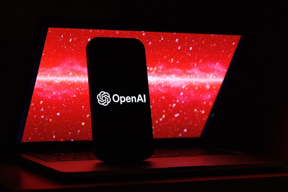 Los logotipos de las aplicaciones de inteligencia artificial ChatGPT y OpenAI en un teléfono móvil, colocados en Riga, Letonia, el miércoles 29 de enero de 2025. Los logotipos de las aplicaciones de inteligencia artificial ChatGPT y OpenAI en un teléfono móvil, colocados en Riga, Letonia, el miércoles 29 de enero de 2025.