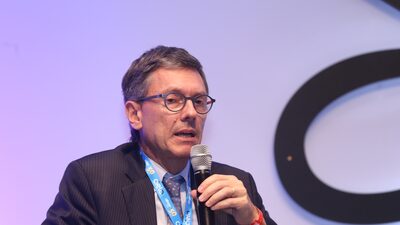 ‘Congelar’ R$ 15 bi em gastos é insuficiente para atingir meta fiscal, diz Kawall ‘Congelar’ R$ 15 bi em gastos é insuficiente para atingir meta fiscal, diz Kawall