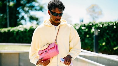 Lamine Yamal luce reloj Richard Mille y bolso Chanel: ¿cuánto cuesta el look del futbolista? Lamine Yamal luce reloj Richard Mille y bolso Chanel: ¿cuánto cuesta el look del futbolista?