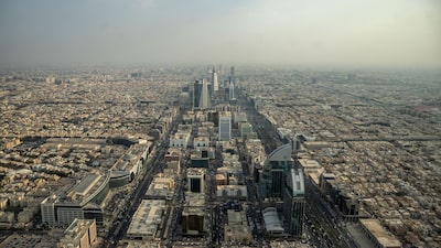 Hutíes respaldados por Irán atacan Arabia Saudita en su mayor escalada en años Hutíes respaldados por Irán atacan Arabia Saudita en su mayor escalada en años