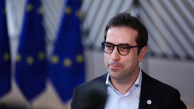 El FMI está cerca de restablecer relaciones con Venezuela: ministro de Economía español El FMI está cerca de restablecer relaciones con Venezuela: ministro de Economía español