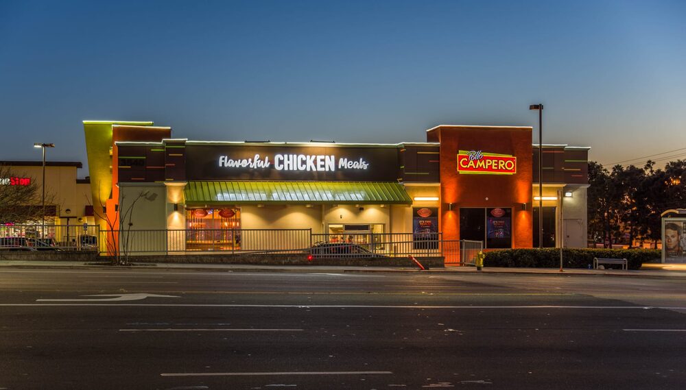 Uno de los locales de la cadena que está cerca del Sofi Stadium donde se llevó a cabo el Super Bowl 2022. Uno de los locales de la cadena que está cerca del Sofi Stadium donde se llevó a cabo el Super Bowl 2022.