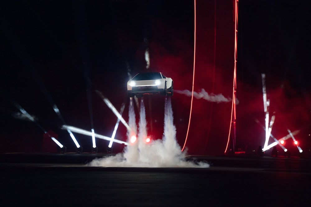 Tesla Roadster: cuándo saldría a la venta el auto volador y por qué no podrá circular libremente. Tesla Roadster: cuándo saldría a la venta el auto volador y por qué no podrá circular libremente.