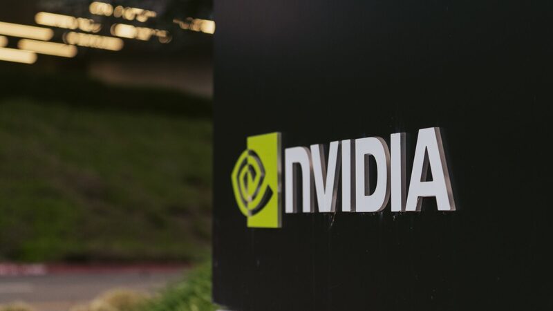 Nvidia avança em negócios de IA e investe US$ 2 bi em fabricante de software para chips Nvidia avança em negócios de IA e investe US$ 2 bi em fabricante de software para chips