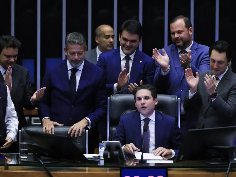 Sessão da Câmara dos Deputados para votar o isenção do IR Sessão da Câmara dos Deputados para votar o isenção do IR