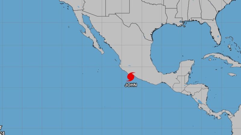 John se intensifica durante su paso frente a las costas mexicanas John se intensifica durante su paso frente a las costas mexicanas