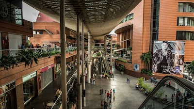 Empresas brasileiras mantêm cautela ante perspectiva de mudanças na Venezuela Empresas brasileiras mantêm cautela ante perspectiva de mudanças na Venezuela