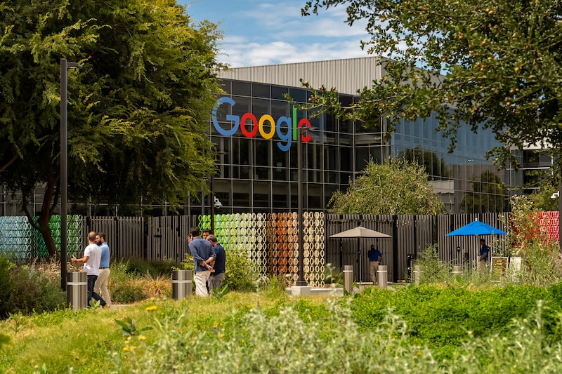 Alphabet busca recaudar hasta US$25.000 millones con su más reciente emisión de bonos Alphabet busca recaudar hasta US$25.000 millones con su más reciente emisión de bonos