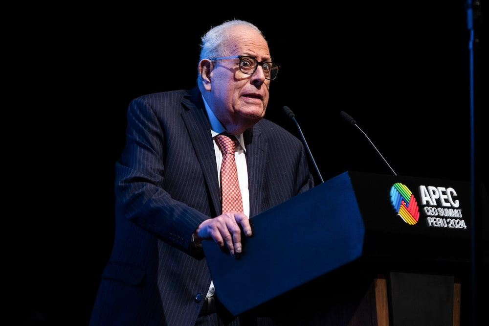 Julio Velarde, governor of the Central Reserve Bank of Peru, during the Asia-Pacific Economic Cooperation (APEC) CEO Summit in Lima, Peru, on Thursday, Nov. 14, 2024. Leaders from the US, China, Brazil and elsewhere in Asia and the Americas gather in Lima for a week of high-level meetings and summitry, with trade and tariffs on the agenda as well as mineral rights, rule of law, and, of course, democracy. Photographer: Manuel Orbegozo/Bloomberg Julio Velarde, governor of the Central Reserve Bank of Peru, during the Asia-Pacific Economic Cooperation (APEC) CEO Summit in Lima, Peru, on Thursday, Nov. 14, 2024. Leaders from the US, China, Brazil and elsewhere in Asia and the Americas gather in Lima for a week of high-level meetings and summitry, with trade and tariffs on the agenda as well as mineral rights, rule of law, and, of course, democracy. Photographer: Manuel Orbegozo/Bloomberg