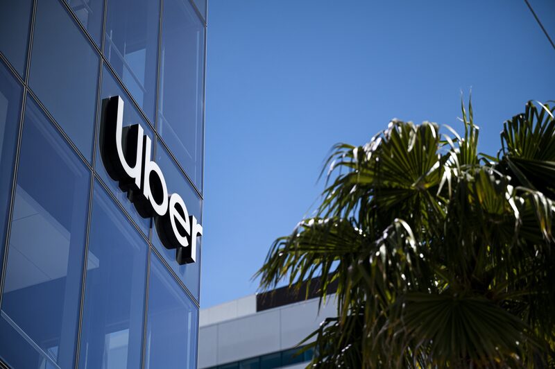 Uber ha recorrido un largo camino desde que era una startup con US$30.000 millones de déficit acumulado durante años mientras trataba de ganar cuota de mercado. Uber ha recorrido un largo camino desde que era una startup con US$30.000 millones de déficit acumulado durante años mientras trataba de ganar cuota de mercado.