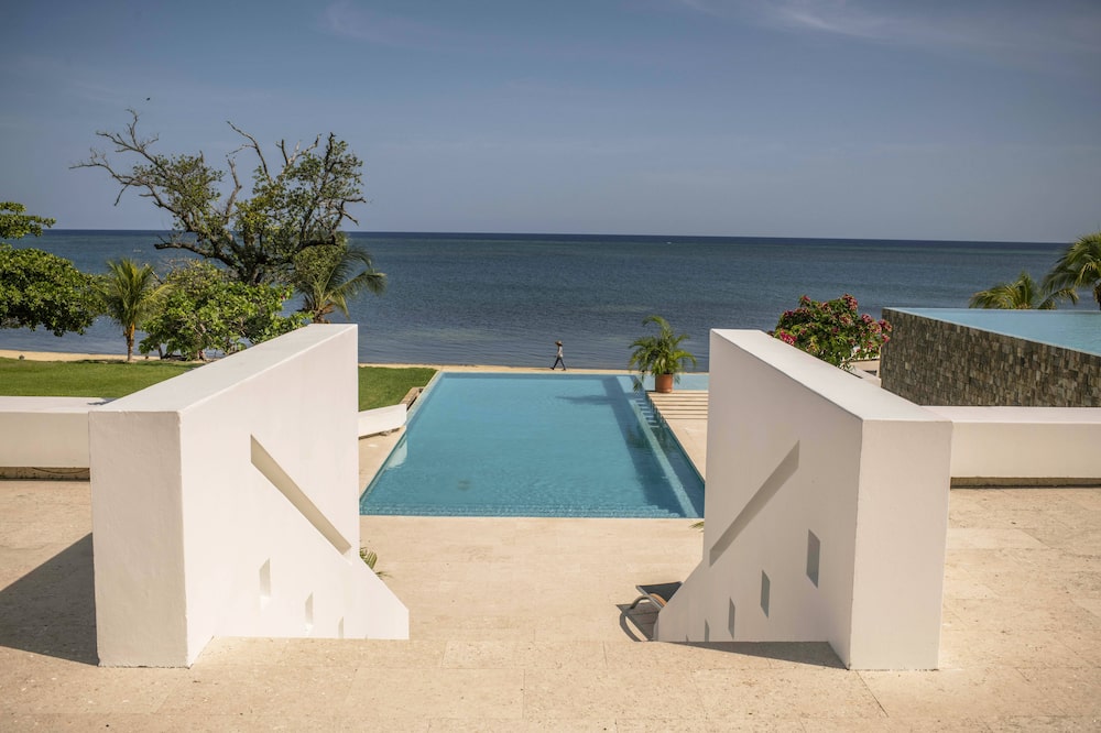 Hotel Las Verandas en la ciudad autónoma de Próspera en Roatán. Hotel Las Verandas en la ciudad autónoma de Próspera en Roatán.