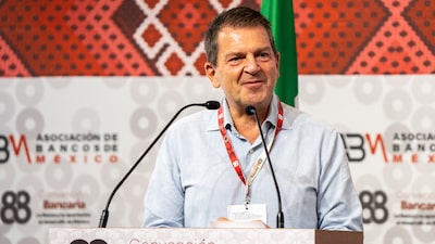 Bancos acelerarán acuerdo con Sheinbaum para dar más crédito a empresas Bancos acelerarán acuerdo con Sheinbaum para dar más crédito a empresas